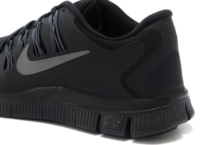 Nouveau Nike Free 5.0 plus les hommes en noir gris fonce (4)